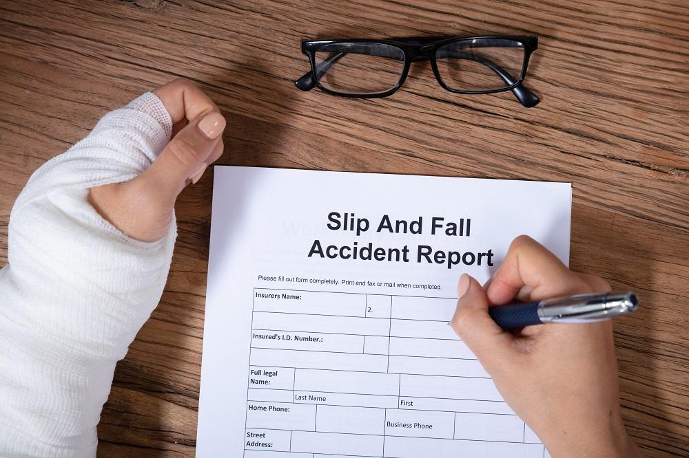 When Should You Hire Slip Fall Lawyer